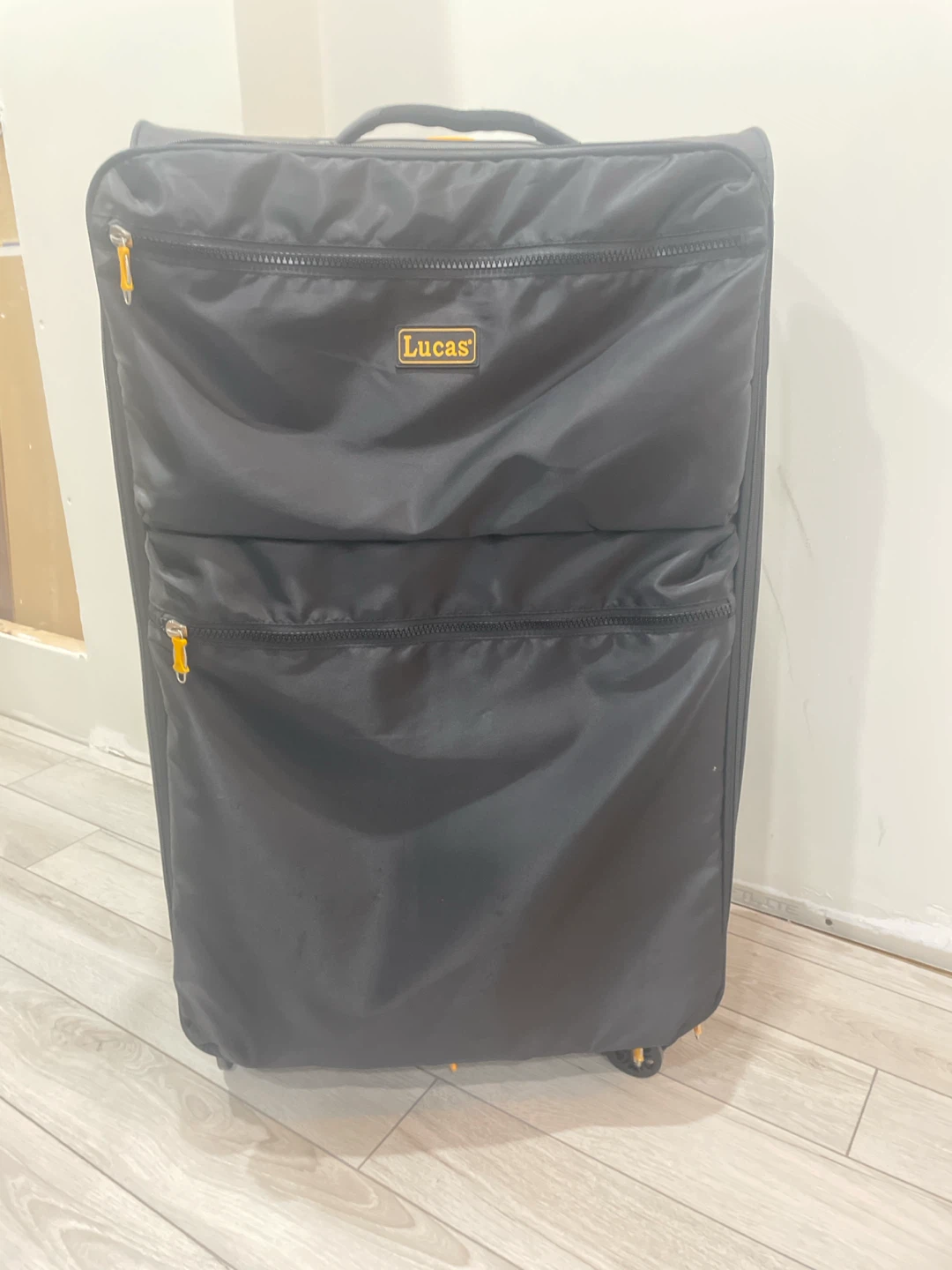 Lucas Black Luggage Suitcase