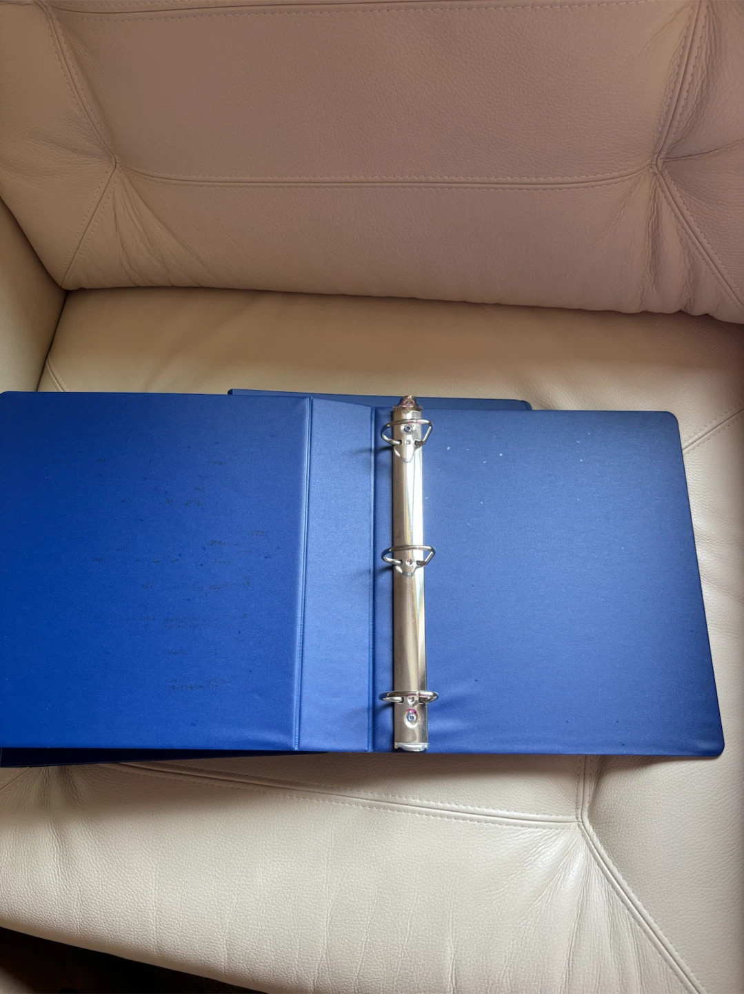 Binders (Set of 3) U of T - photo 2