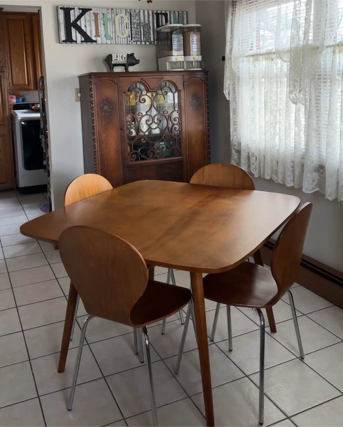 Vintage Wood Dining Set - photo 3