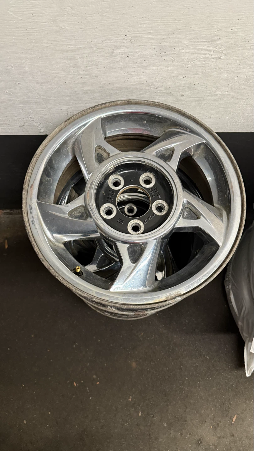 2005 Pontiac Grand AM OEM 16” wheels rims used