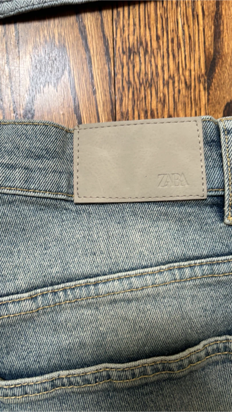 Pull & Bear Denim Jacket and Zara Denim Shorts - photo 3