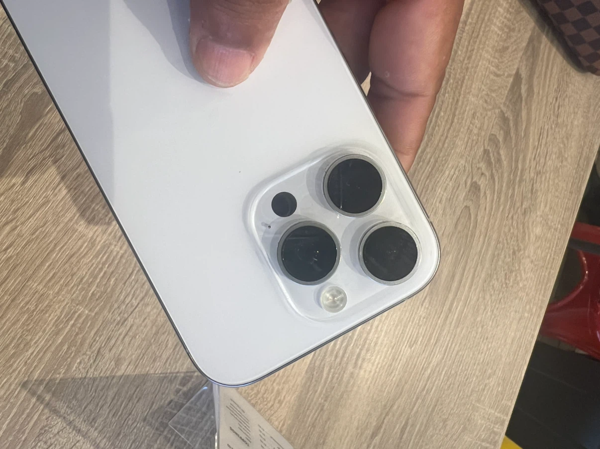 iPhone 16 Pro 256 GB – Excellent Condition