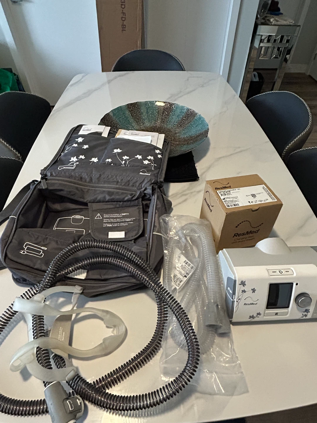 ResMed AirSense 10 CPAP Machine – Good Condition - photo 2