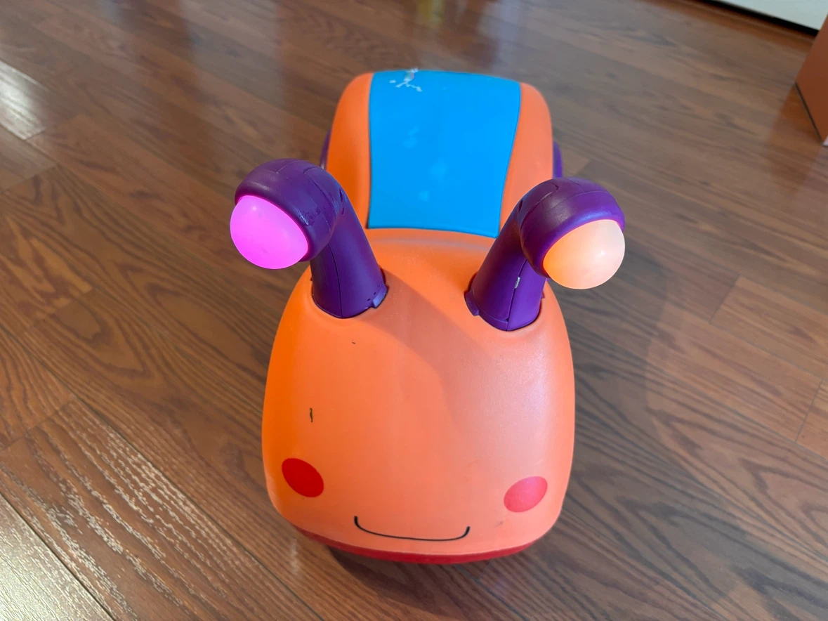 Kids Snail Ride-On Toy - photo 2