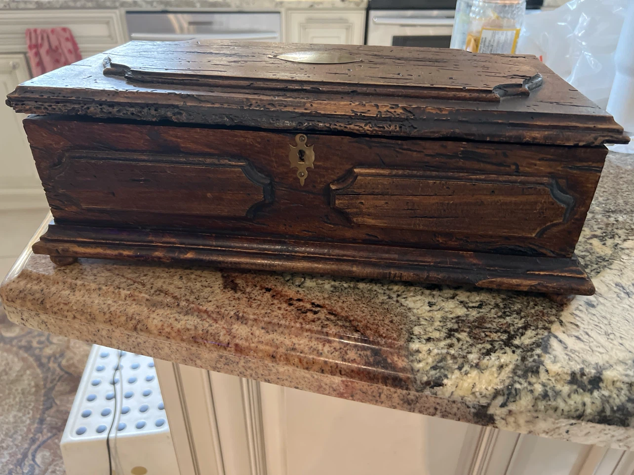 Vintage Wooden Trinket Box with Lock - photo 3