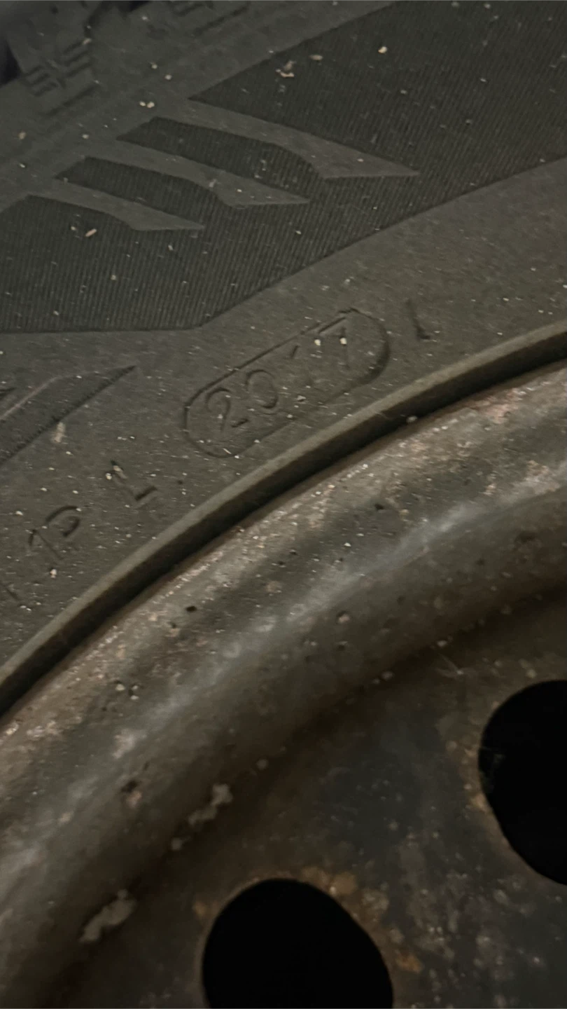 $150 Laufenn Winter Tires and Rims 215/55/17 5x114.3 - photo 3