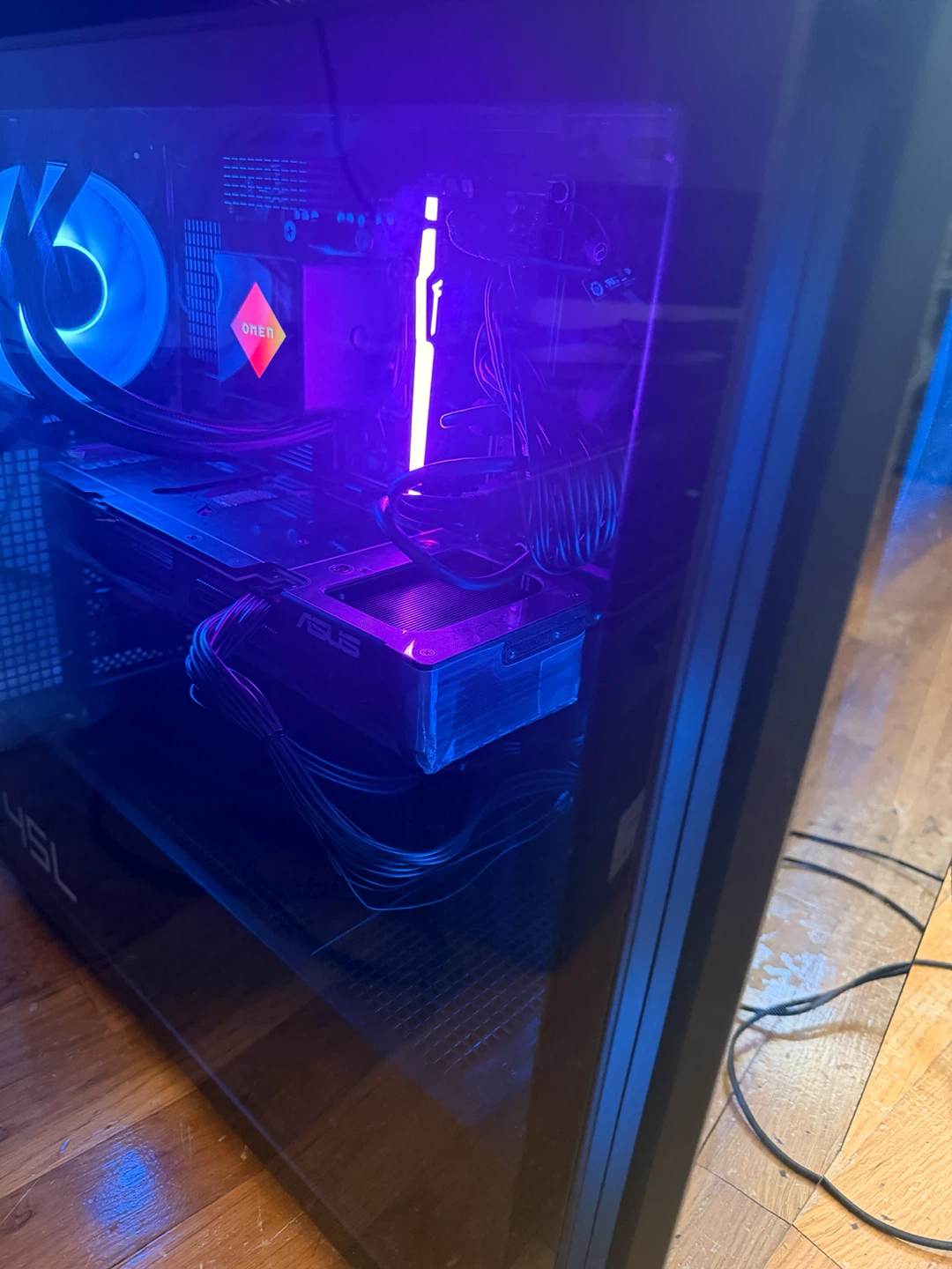 Rtx 5080 HP OMEN 45L Gaming Desktop - photo 3