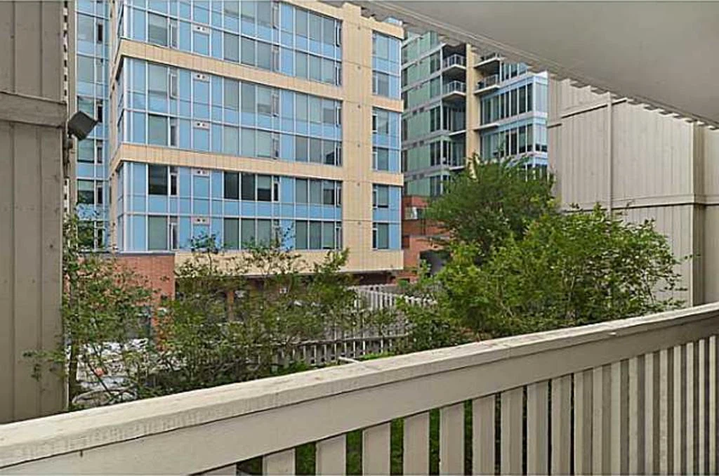 2 Bed 1 Bath Condo with heated underground parking - photo 5