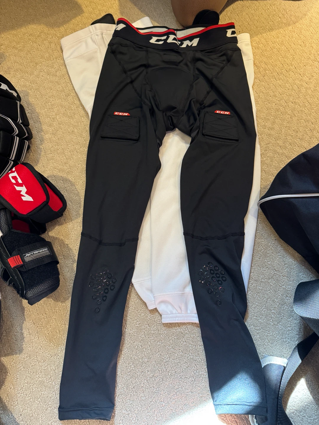 CCM JetSpeed Hockey Protective Gear Set - photo 4