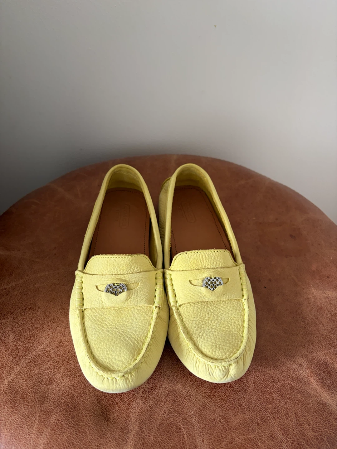 Authentic New Coach Driving Loafers sz 6 womans - photo 2
