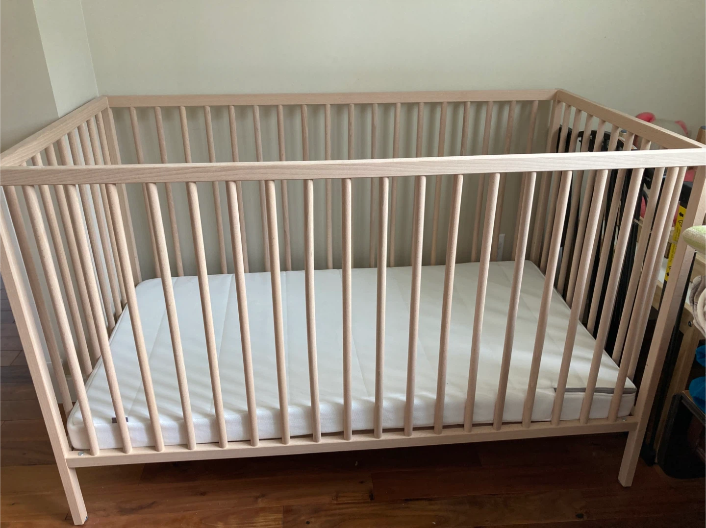 IKEA Sniglar Baby Crib