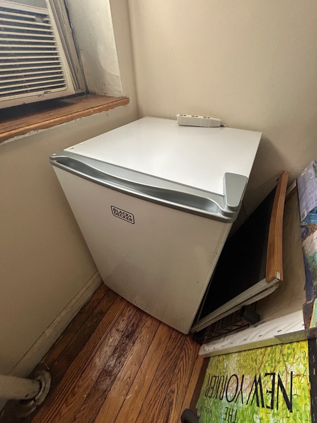 Black+Decker Compact Refrigerator / Mini Fridge - photo 2