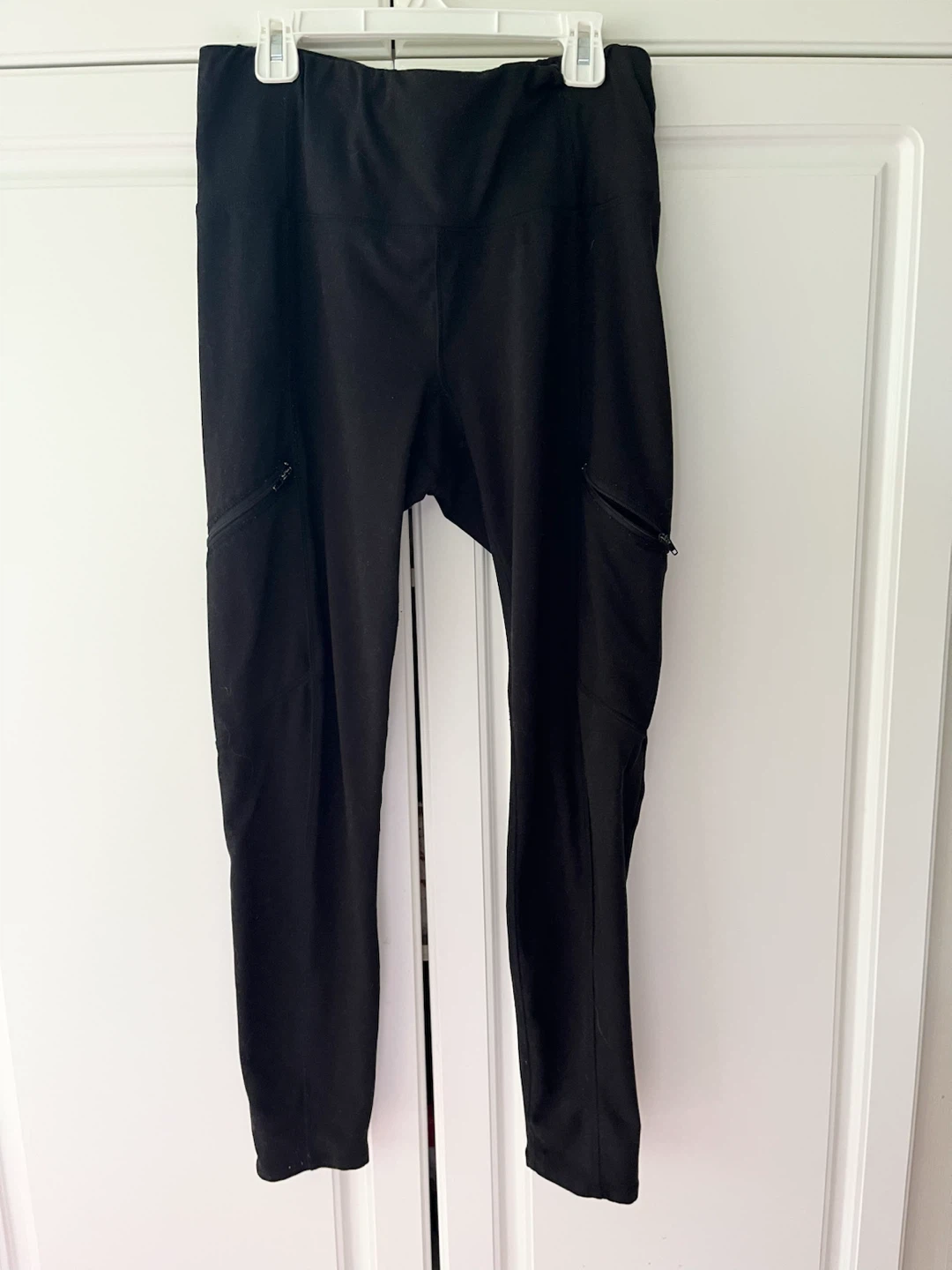 ALL 3 MED Leggings  / tights / yoga pants for $15 - photo 2