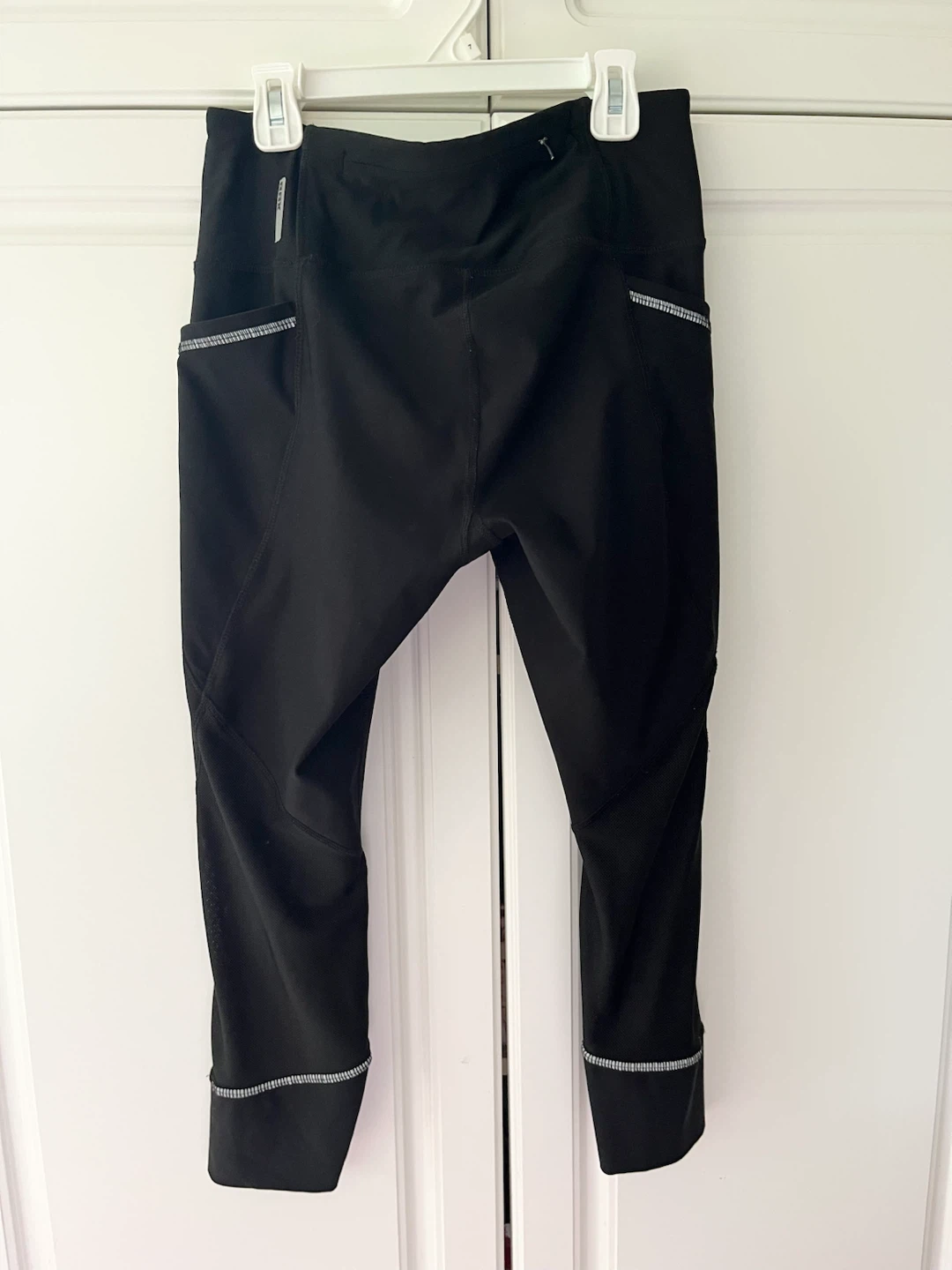 ALL 3 MED Leggings  / tights / yoga pants for $15 - photo 5