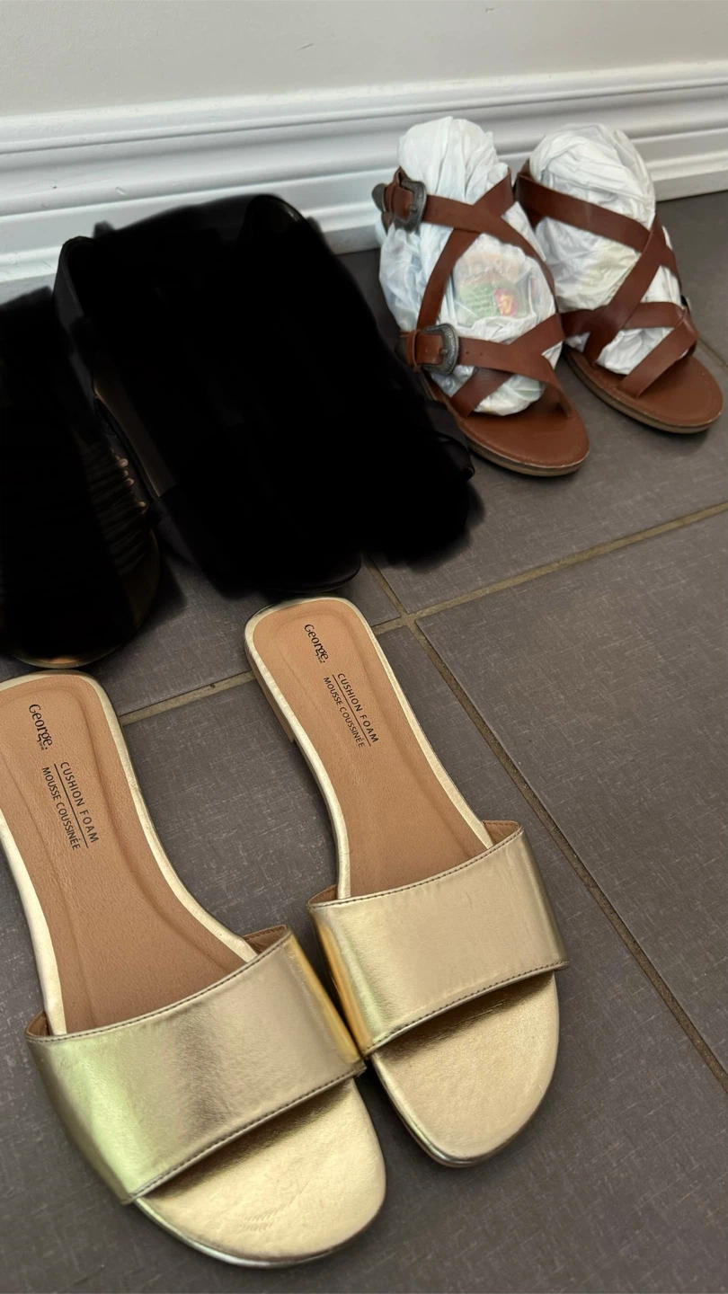 Women's Sandals and Flats - photo 2