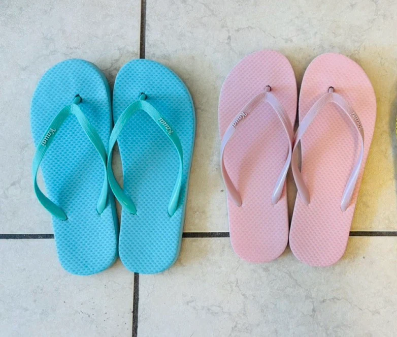 Kauai Flip Flops - Blue and Pink