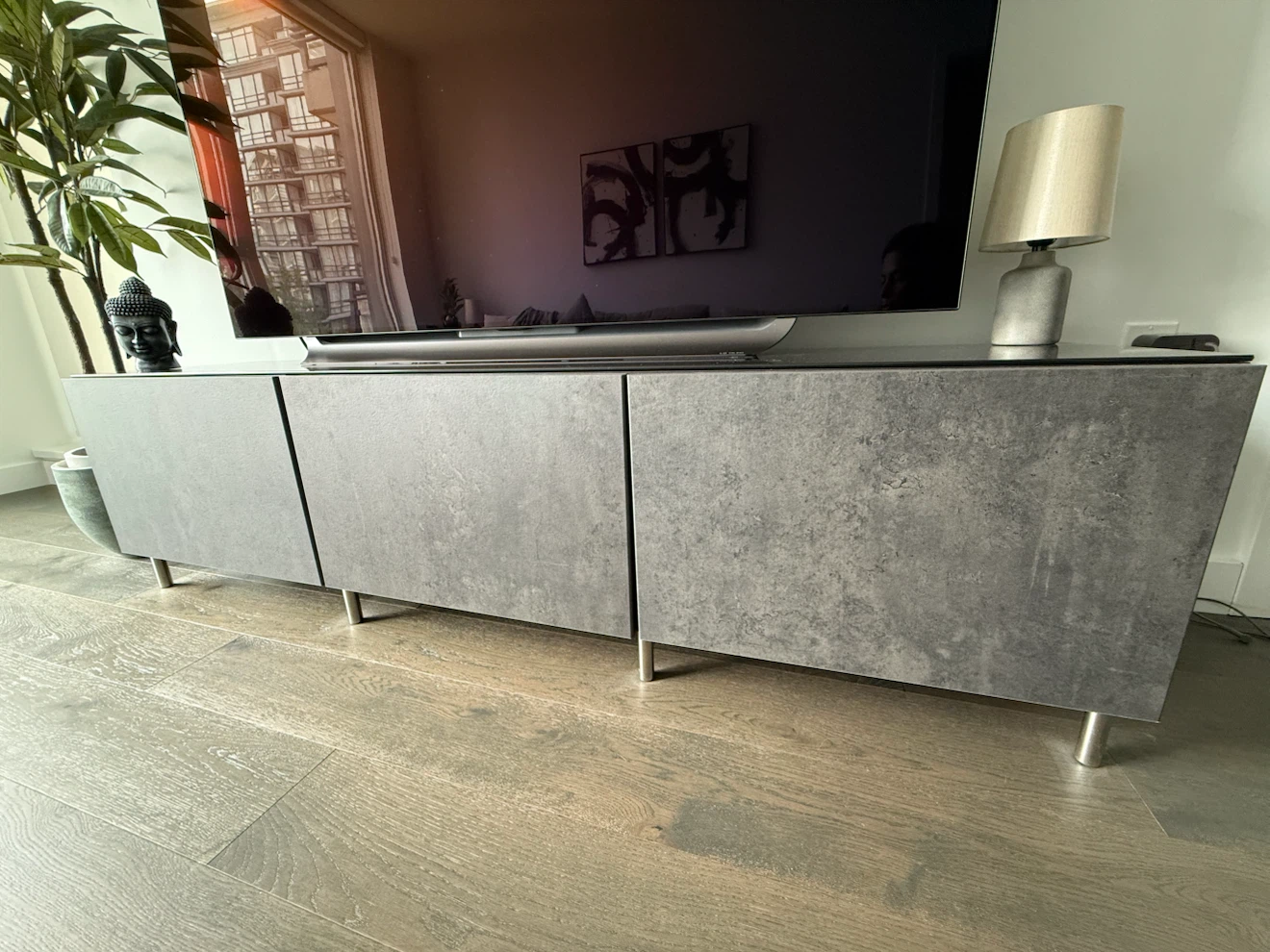 Ikea Besta tv bench with doors - photo 3