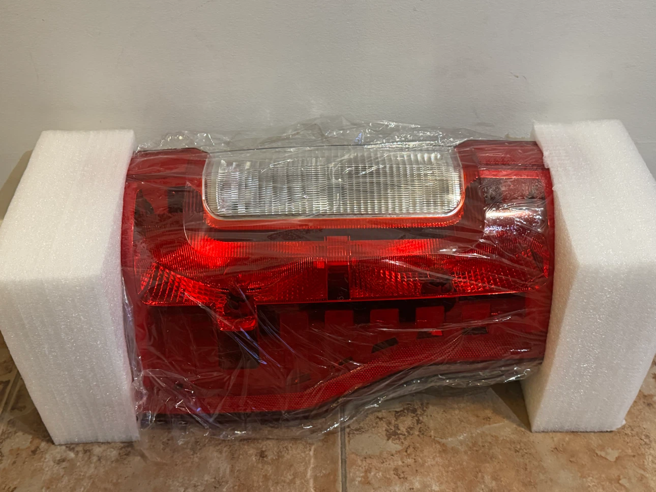 Brand new aftermarket tail light for 2017-2019 Ford Super Duty - photo 5