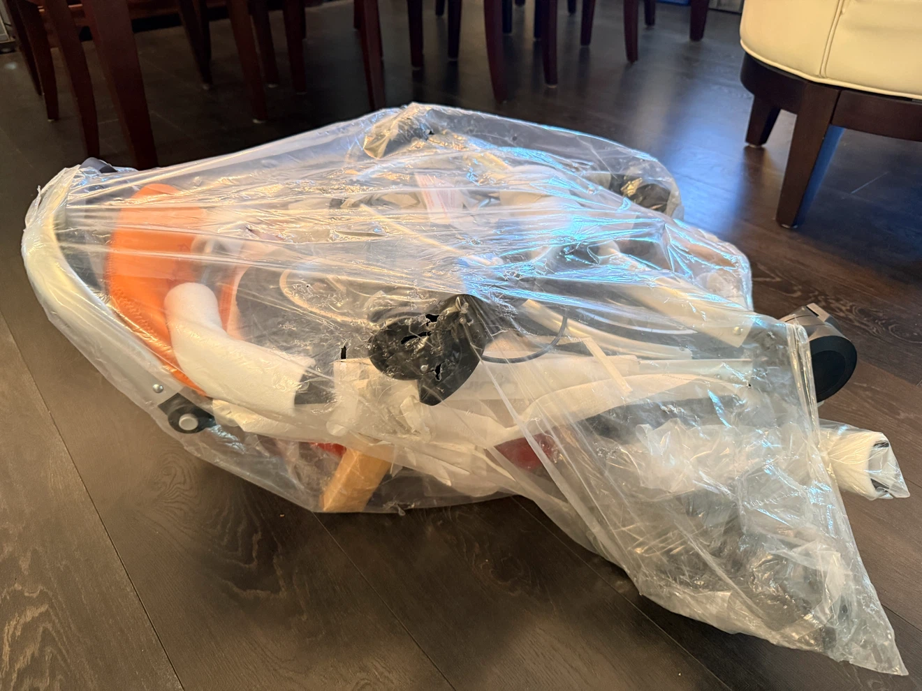 Brand New Luxury Quinny Buzz Stroller - photo 4