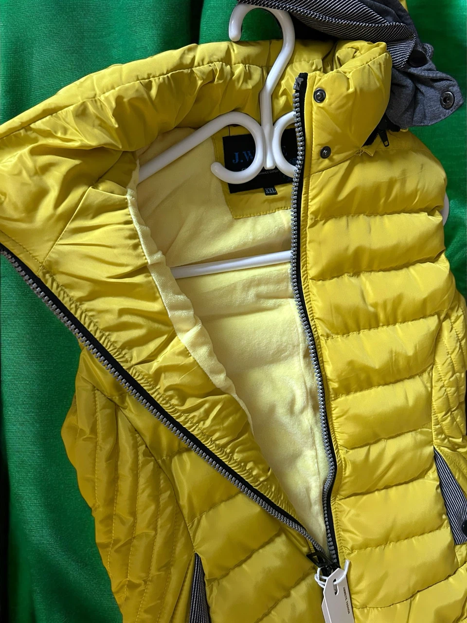 J.W. Elle Puffer Vest Yellow jacket - photo 4