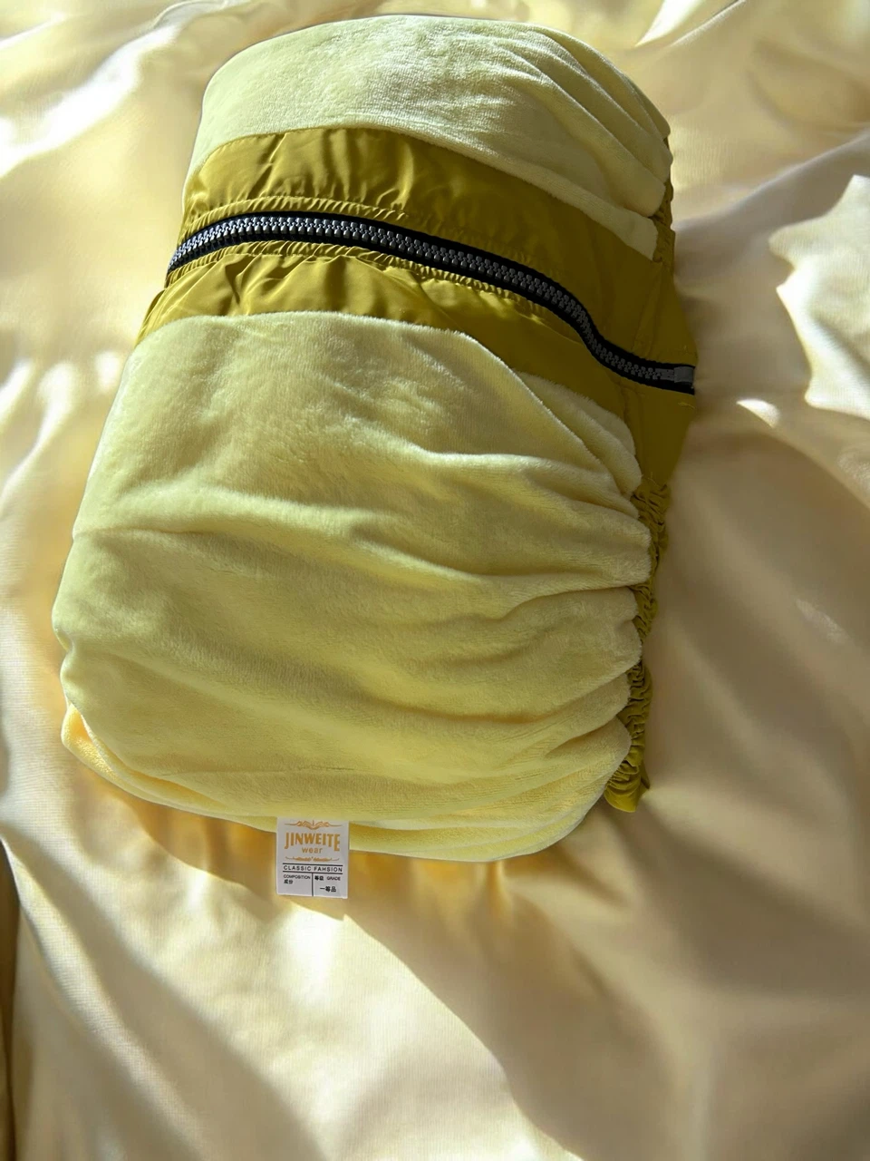 J.W. Elle Puffer Vest Yellow jacket - photo 5