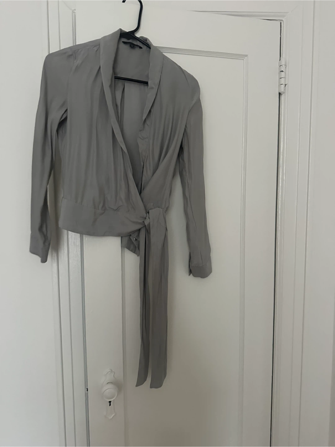 J Brand 100% silk Gray Wrap Blouse XS