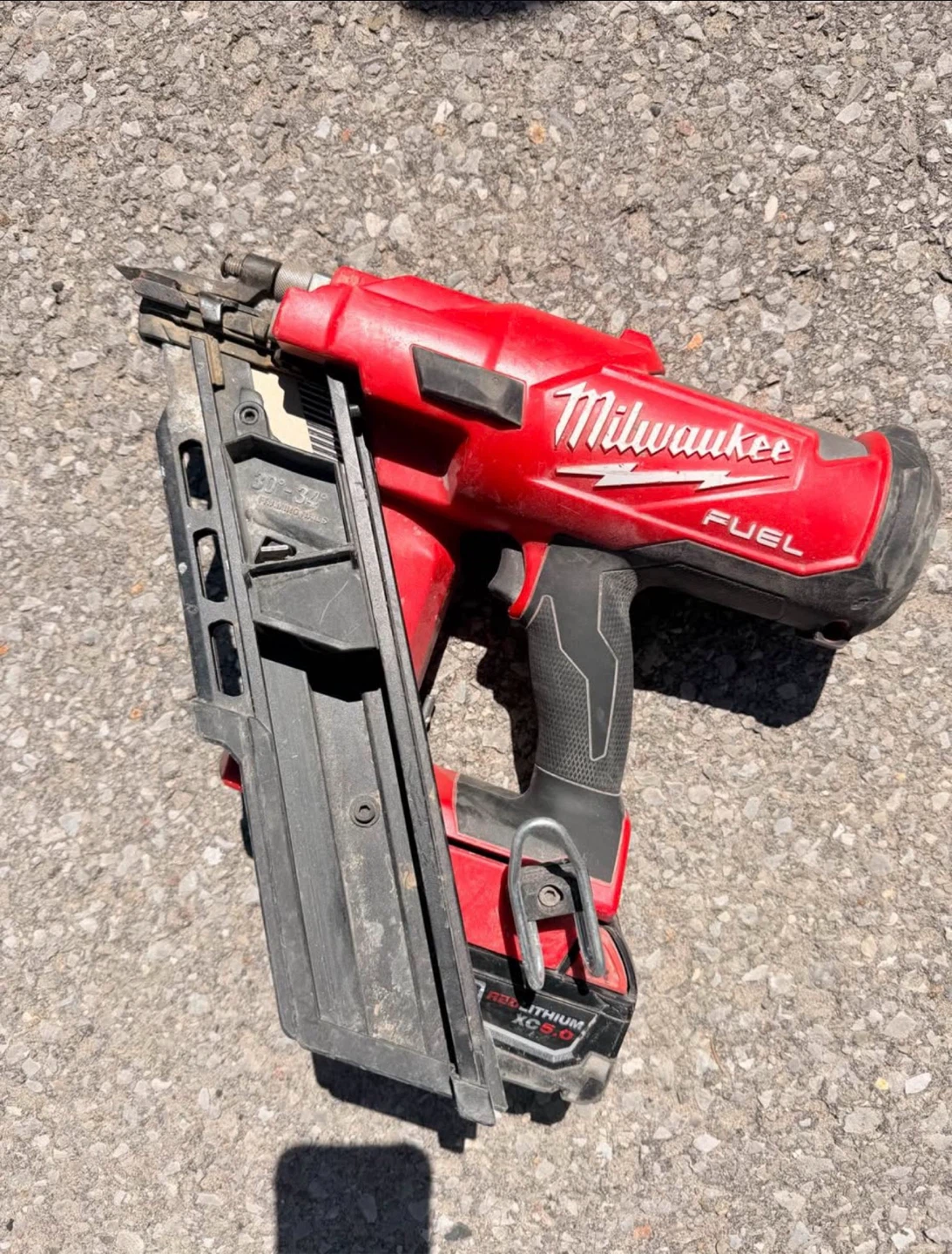 Milwaukee M18 FUEL Nailer with Battery