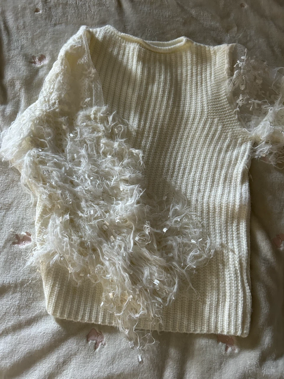 Cream knit sweater with fuzzy overlay and lace sleeves - photo 5