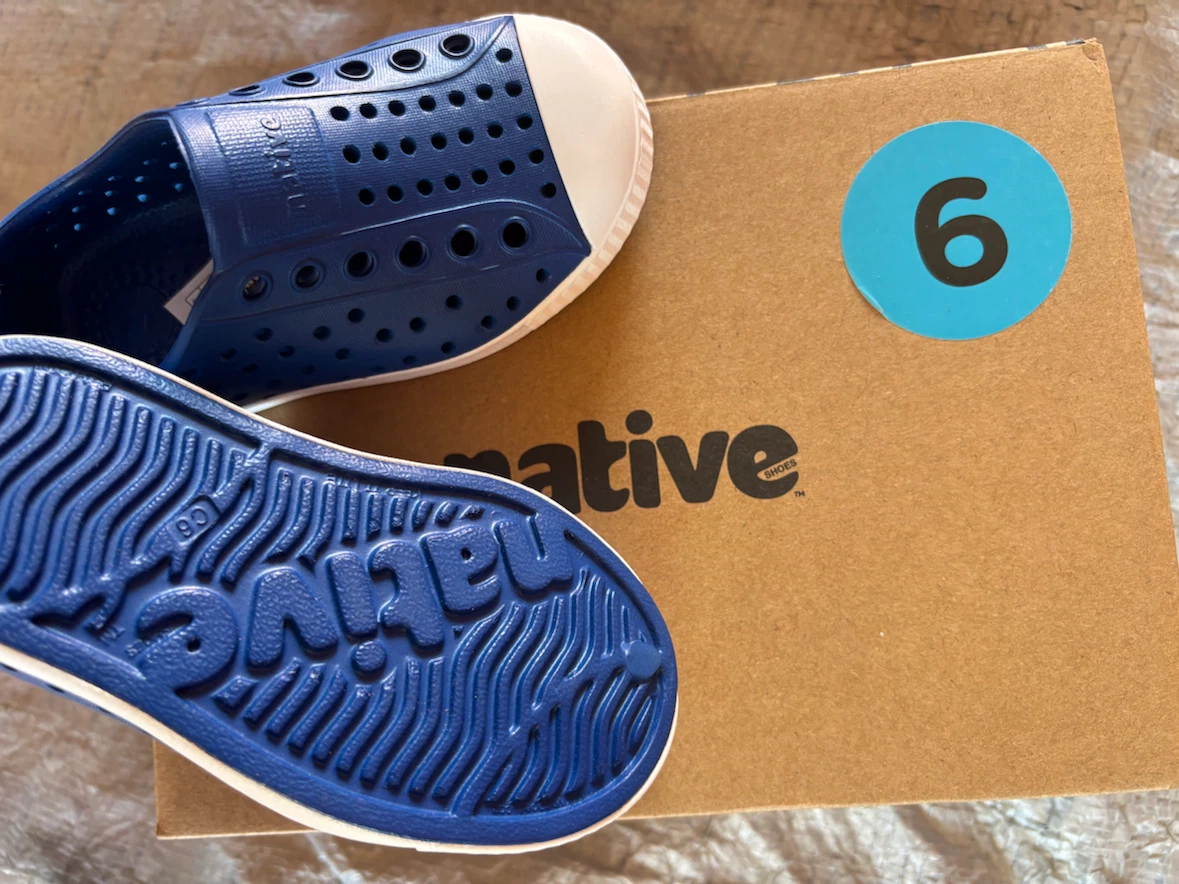 Native Shoes - Blue - Size 6 - photo 2