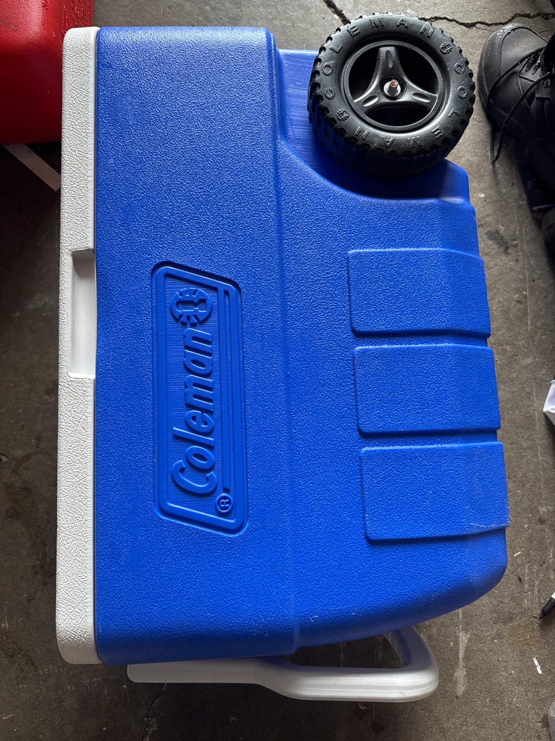 Coleman Rolling Cooler - photo 2