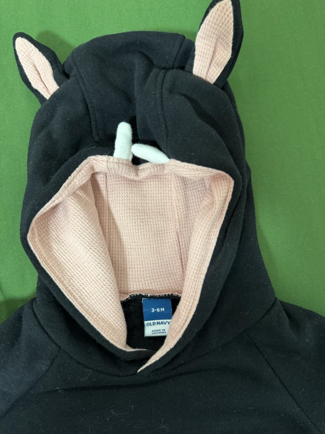 Old Navy Baby Bat Costume Hoodie 3-6 Months - photo 3