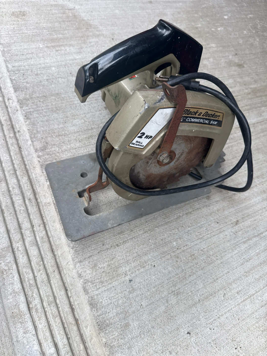 Black & Decker 2 HP Commercial Saw
