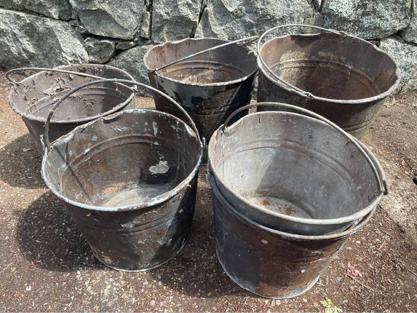 6 Vintage metal buckets - photo 2