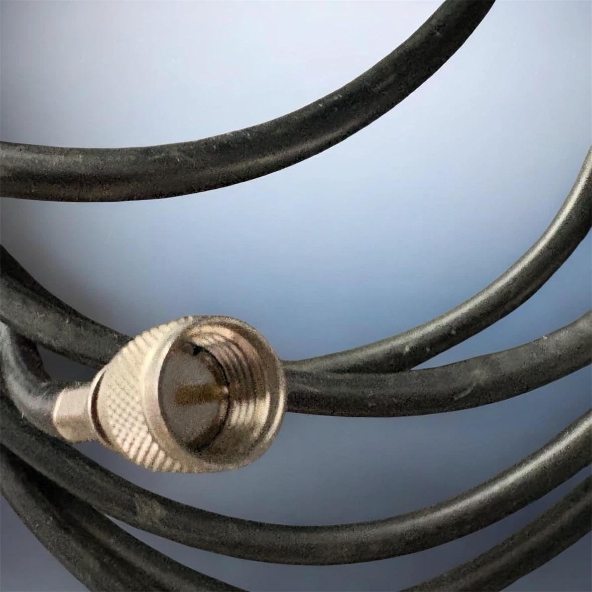 PCTEL Magnetic Mount Antenna - photo 3