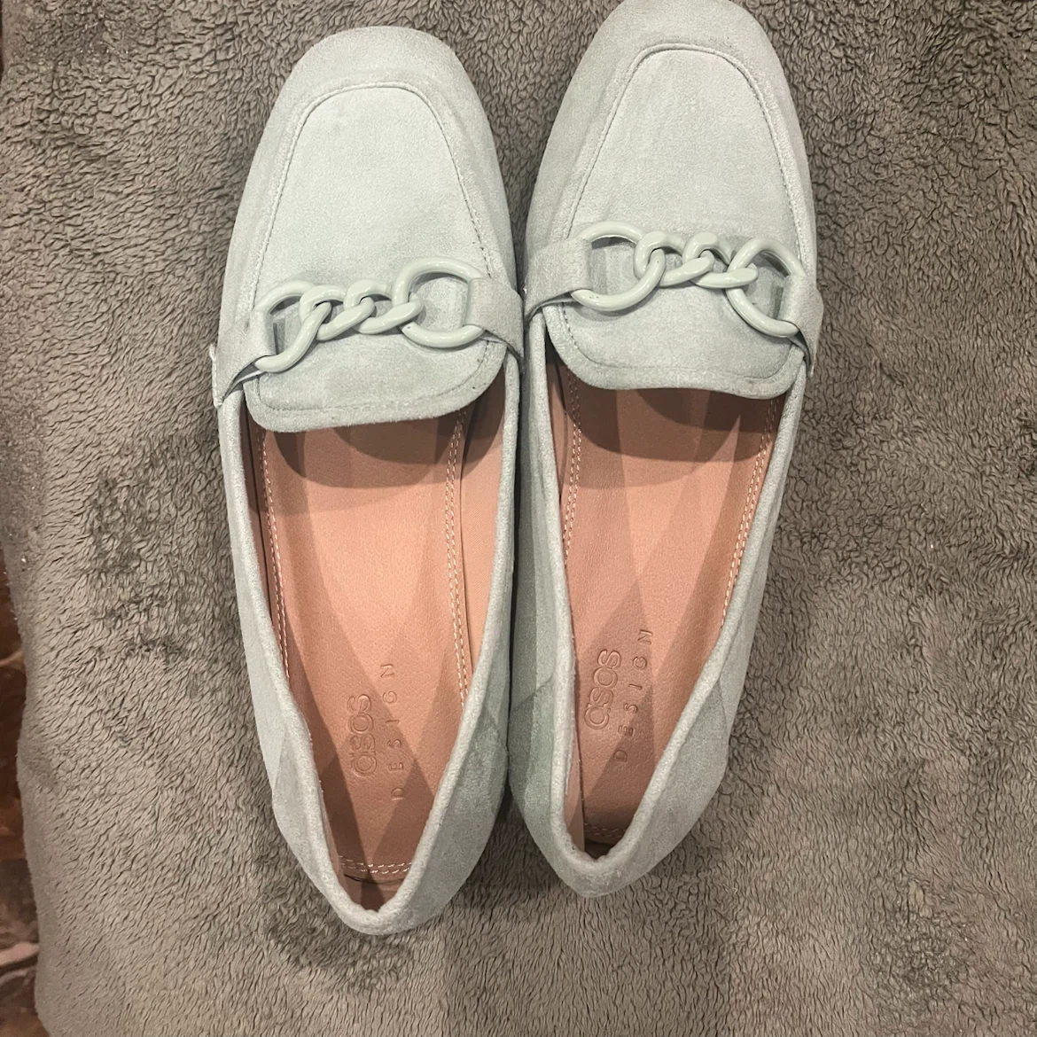 ASOS DESIGN Light green suede Loafers
