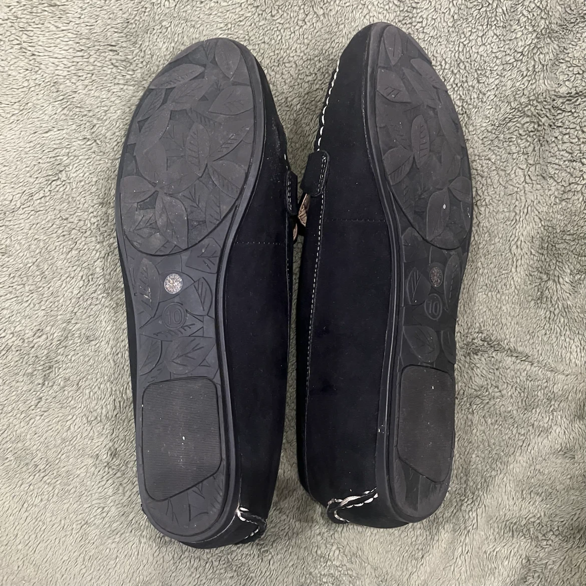 Liz Claiborne Black Loafers - Size 10 - photo 2