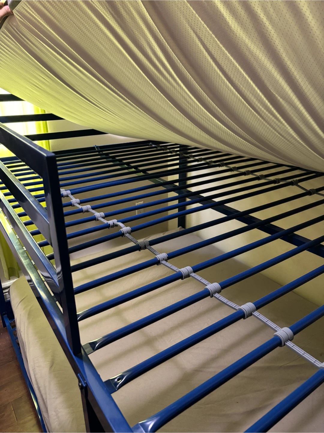 Metal Double Bunk Bed with one (top) Mattress - photo 2