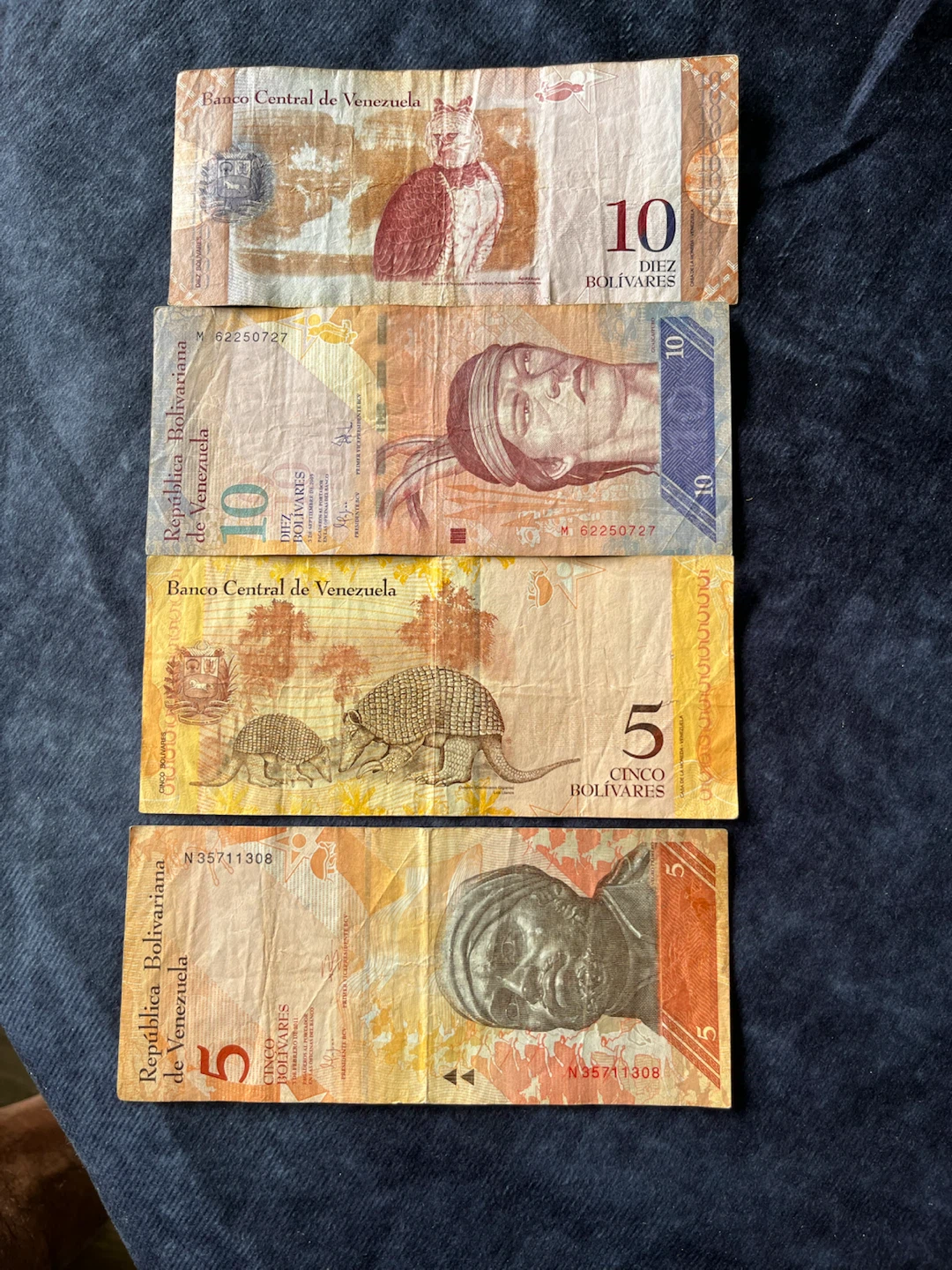 Venezuelan Bolivares Banknotes (10 and 5)