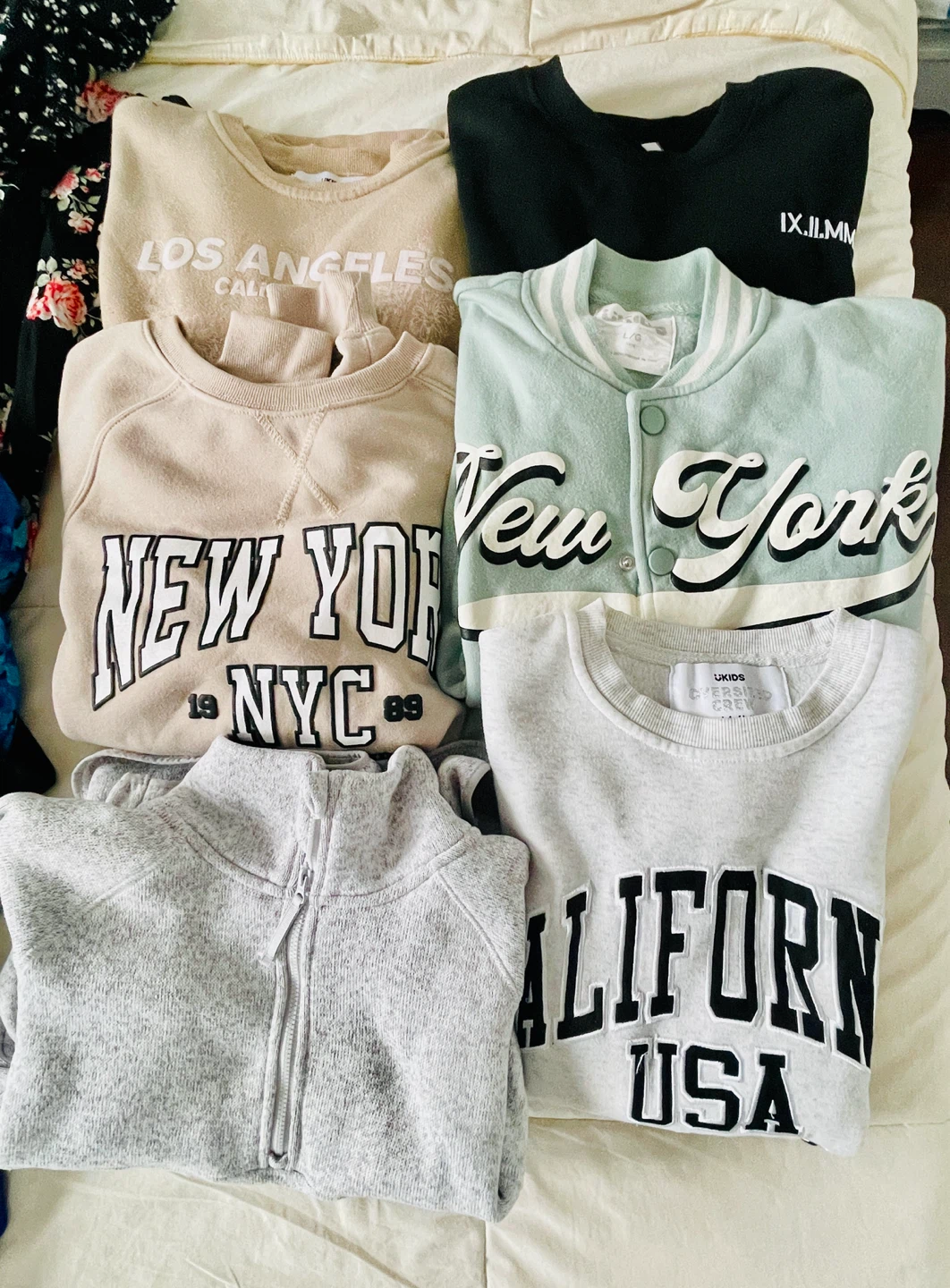 Lot of girls/children Tops and Bottoms - 76 items - size L-XL