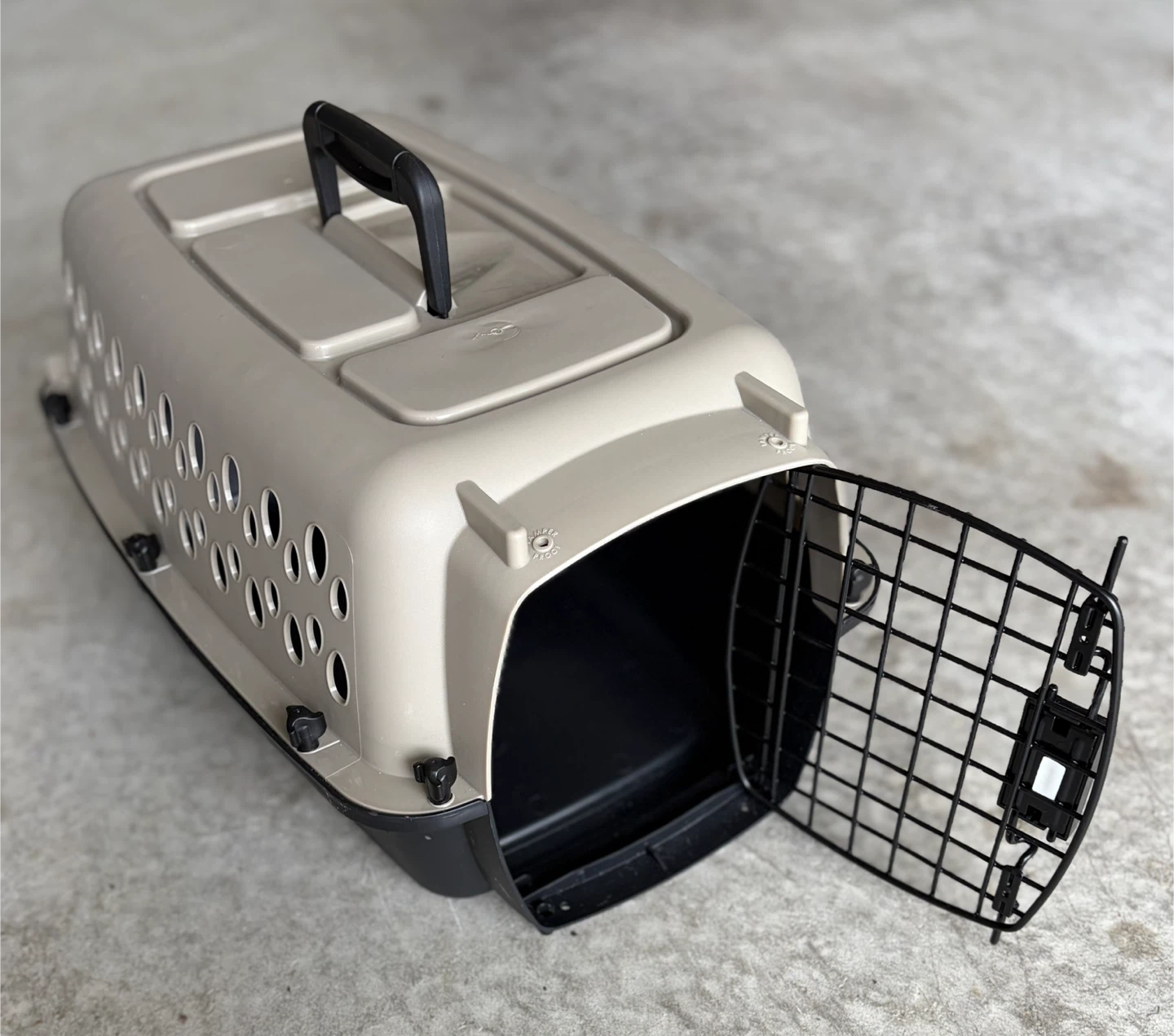 Pet Carrier Crate - Small Beige