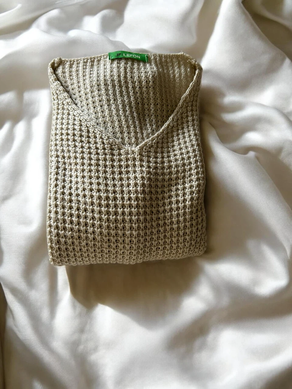 JF LESSON V-Neck Waffle Knit Sweater