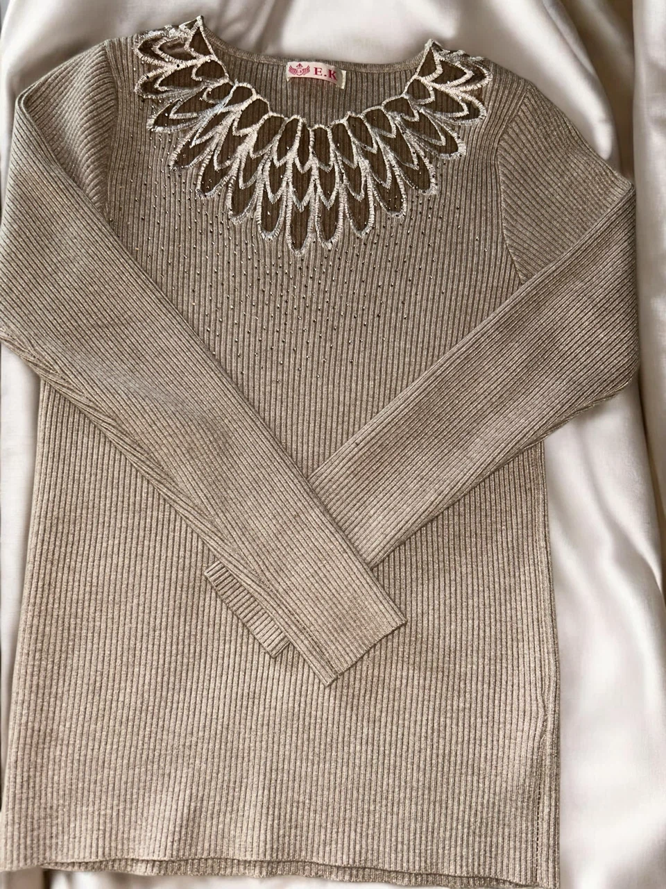 E.K. Women's Embellished Ribbed Sweater - photo 2