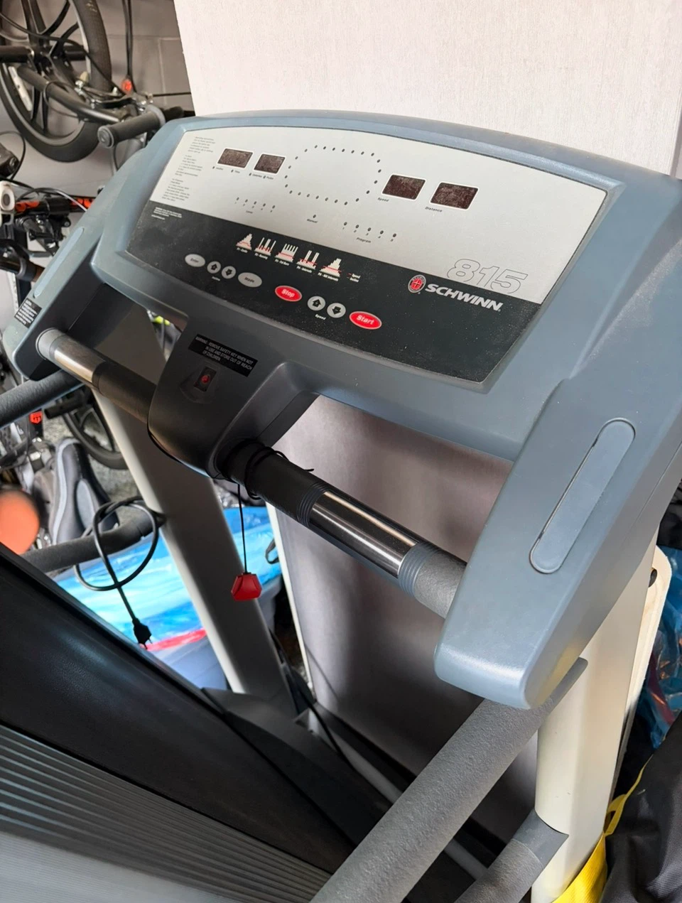 Schwinn 815 Treadmill