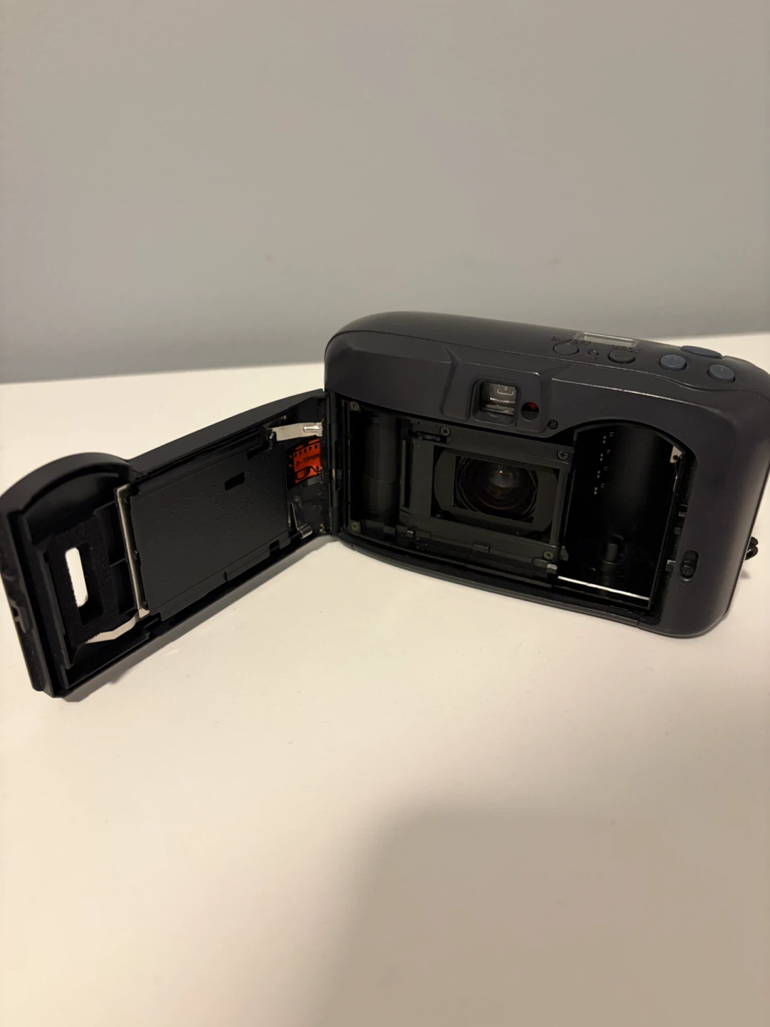 Nikon Zoom 300 AF Point and Shoot Camera - photo 3