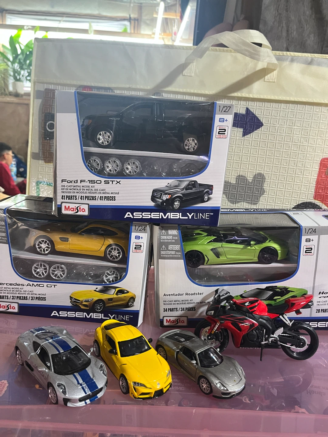 Maisto Assembly Line Die-Cast Model Cars & Motorcycle - photo 2