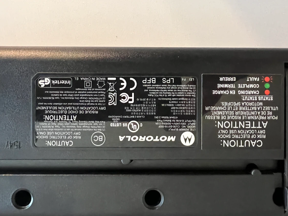 Motorola Multi-Unit Charger - photo 5