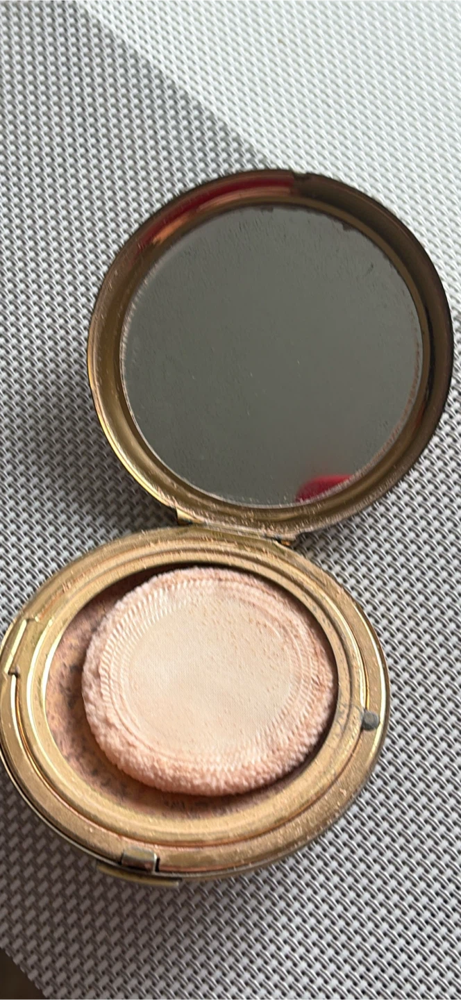 Vintage Floral Compact Powder Puff and Mirror - photo 4