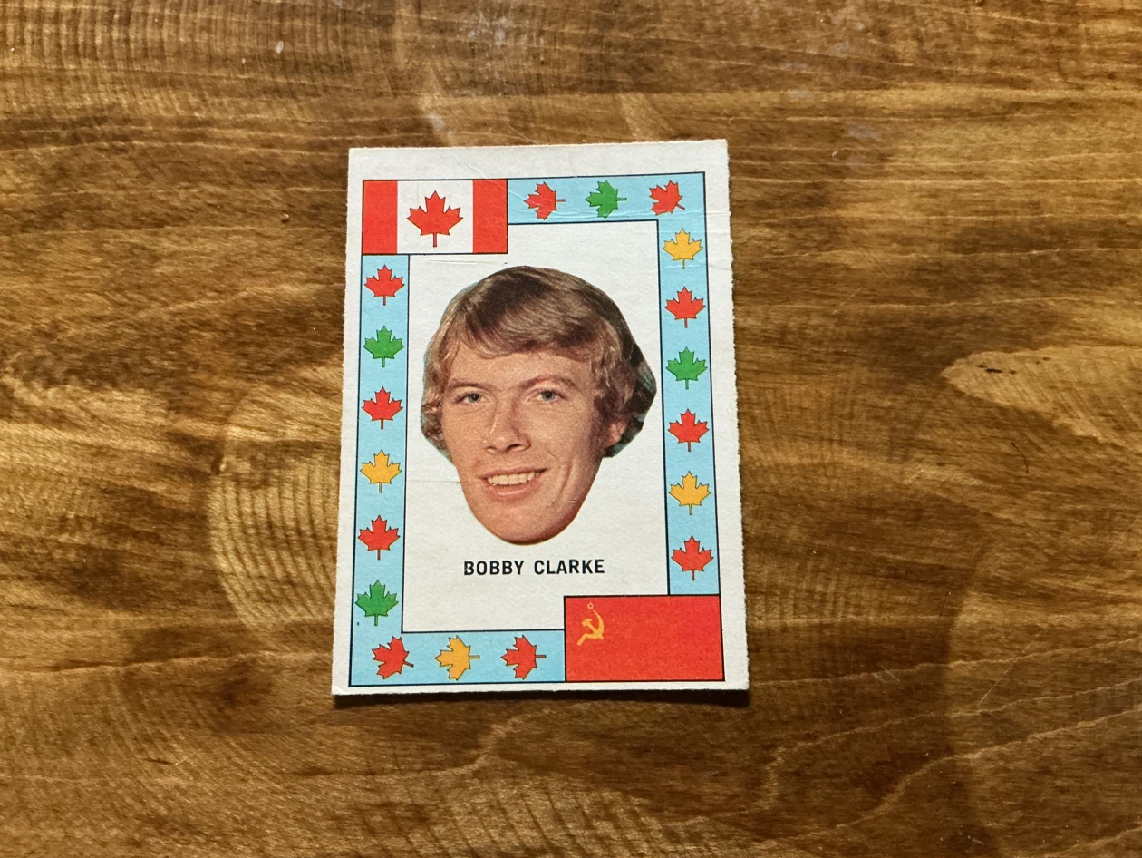 1972 O-PEE- CHEE Bobby Clarke Canada-Russia Series Hockey Card