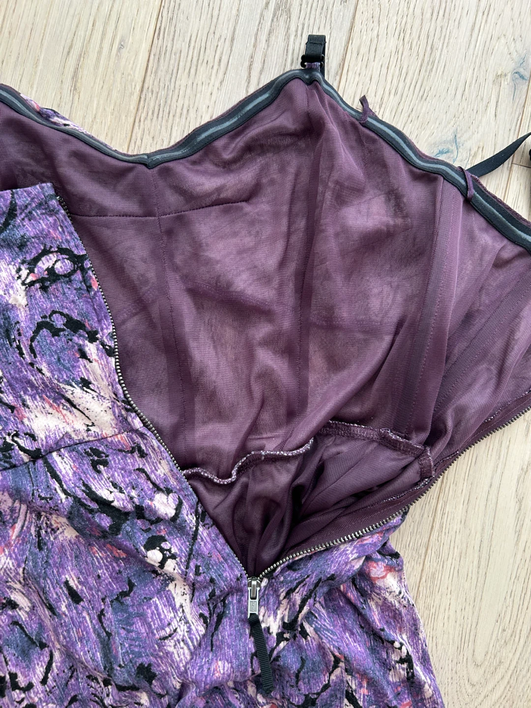 Guess Ruched Purple Abstract Print Dress Size M - photo 3