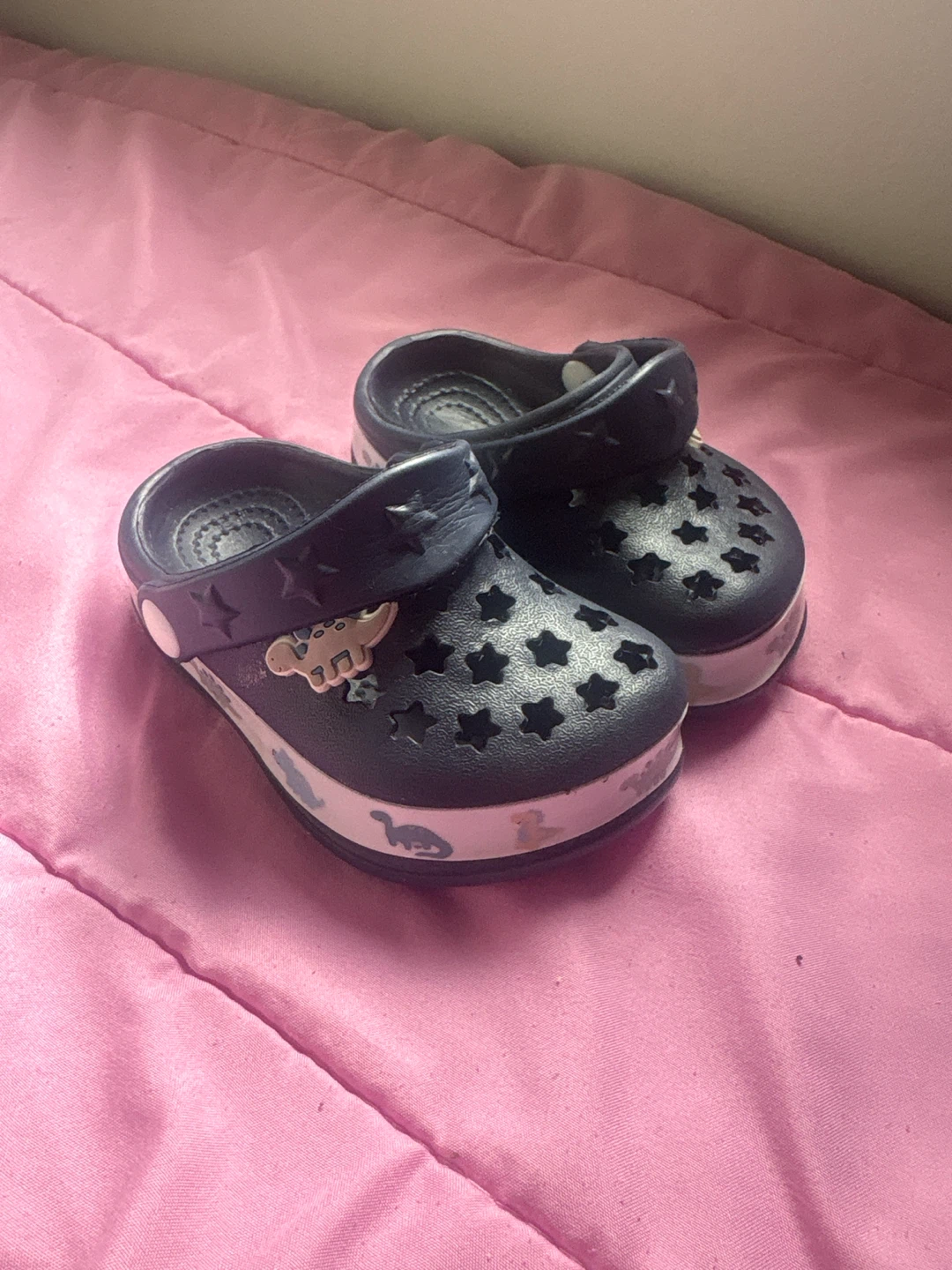 Kids dinosaur crocs - photo 2